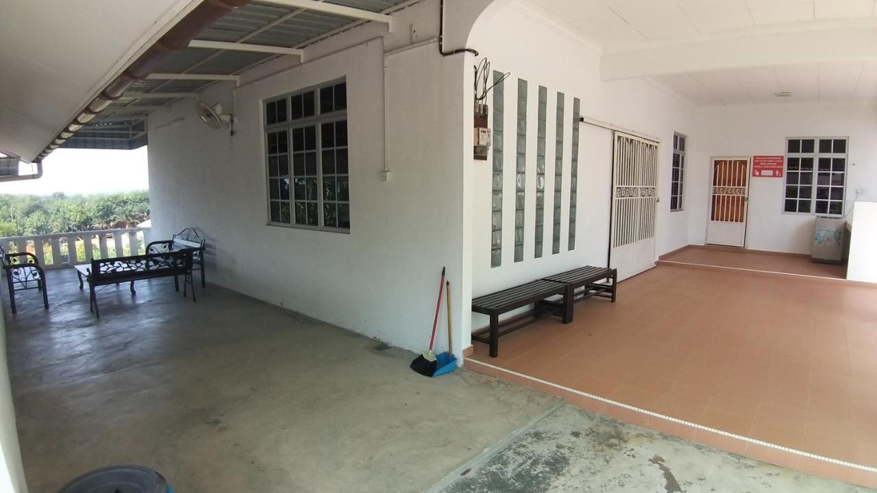 Seri Dusun Sepang Homestay&Event Space Bagian luar foto