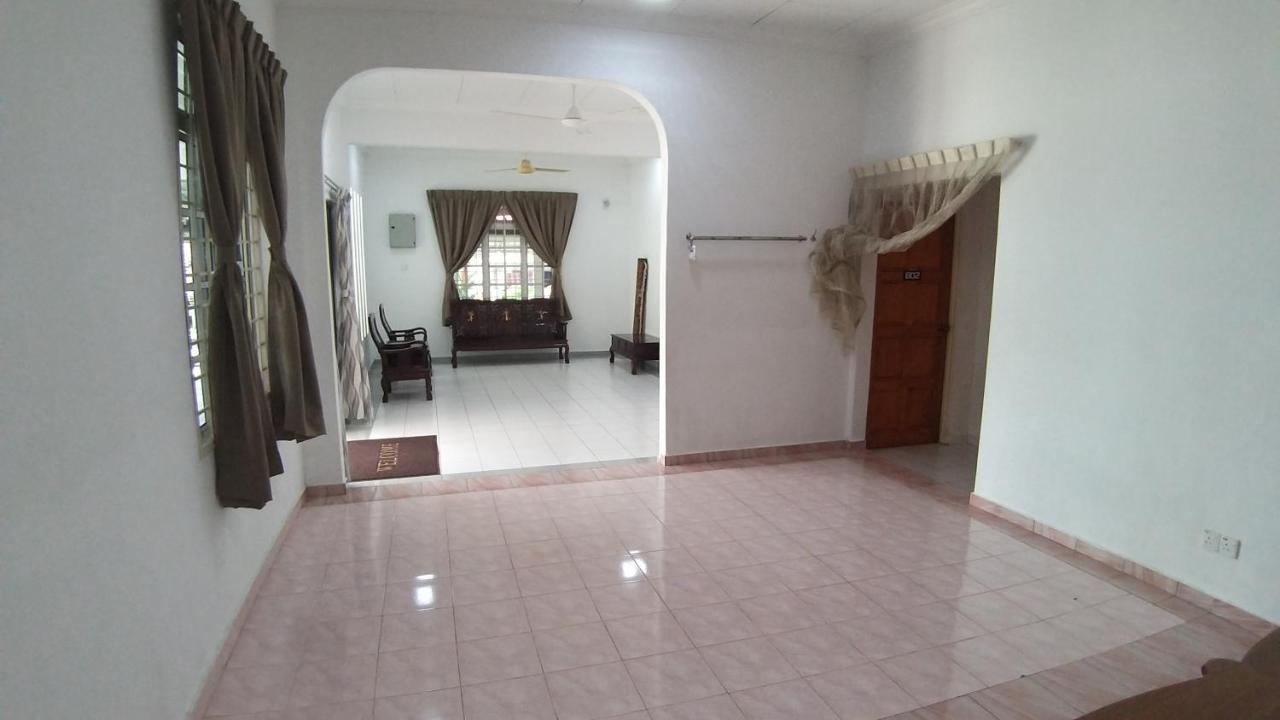 Seri Dusun Sepang Homestay&Event Space Bagian luar foto